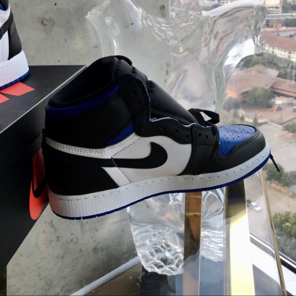 NWT Nike Air Jordan 1 Retro High OG GS 6Y - Picture 4 of 8